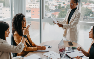 Le Leadership au Féminin : Comment la Formation Forge des Leaders Inspirants